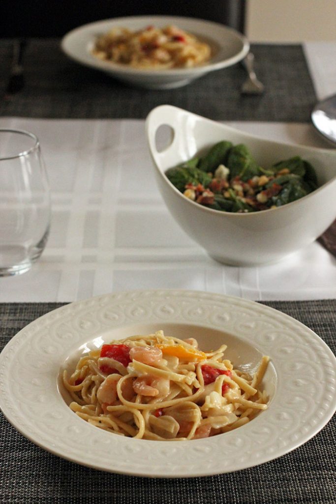 Bertolli® Shrimp Scampi & Linguini Pasta, and spinach salad – Mi Diario ...