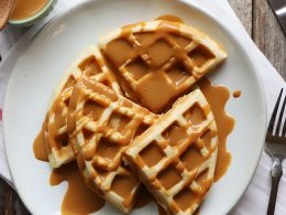 Waffles con manjar – Mi Diario de Cocina